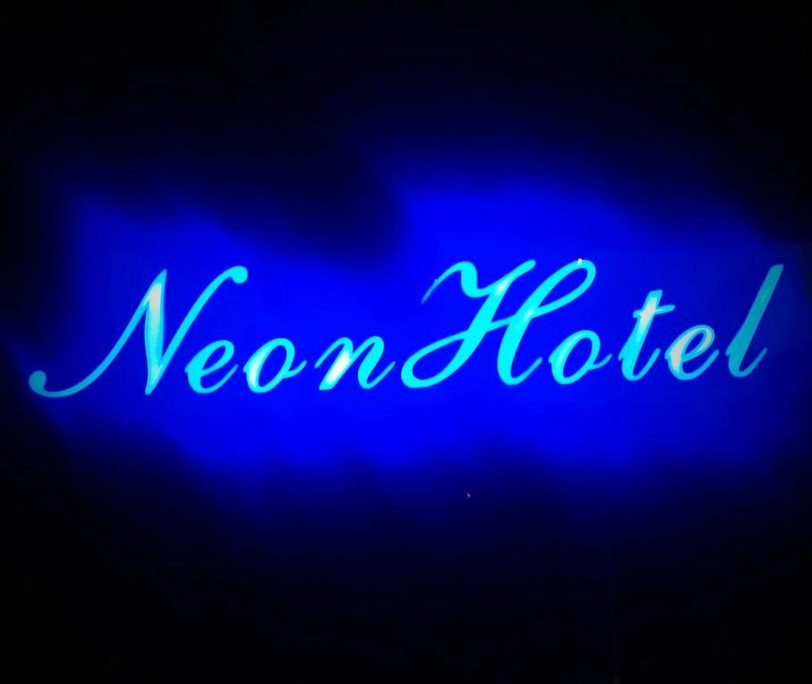 Stalida Neon Hotel מראה חיצוני תמונה